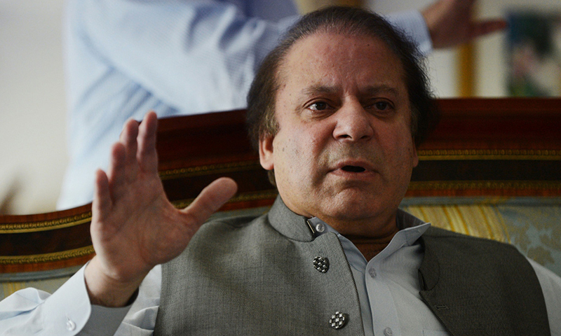 PM Nawaz says immunisation right of every child, vows to eradicate polio